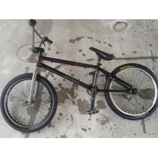  prodám BMX WTP TRUST 2008 málo jeté MOŽNÁ SLEVA