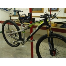 ON SALE: Specialized Camber Comp Carbon 29 Full Suspension Bike 2012