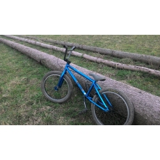 Bmx mongoose